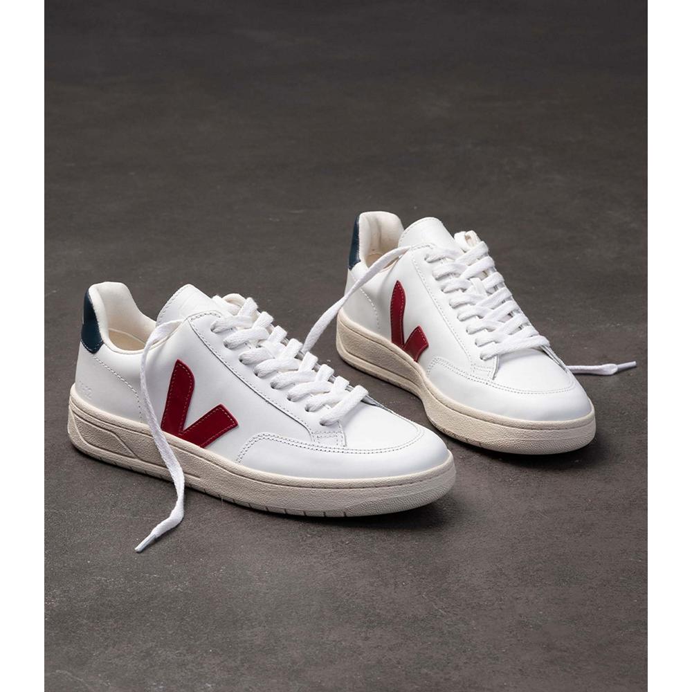 Veja V-12 LEATHER Women's Sneakers White/Red | NZ 675FDN